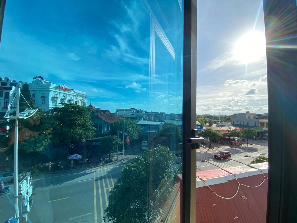 Nha Nghi Famy Hotel Mong Cai Luaran gambar