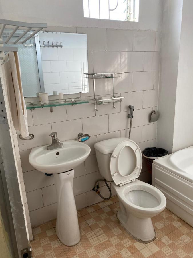 Nha Nghi Famy Hotel Mong Cai Luaran gambar